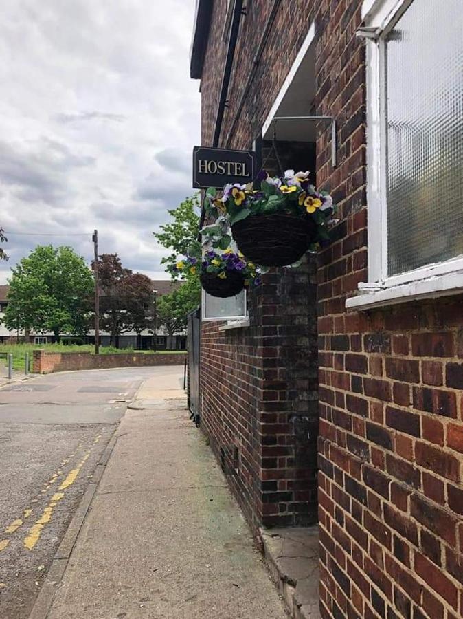 The Queens Hostel London Ngoại thất bức ảnh