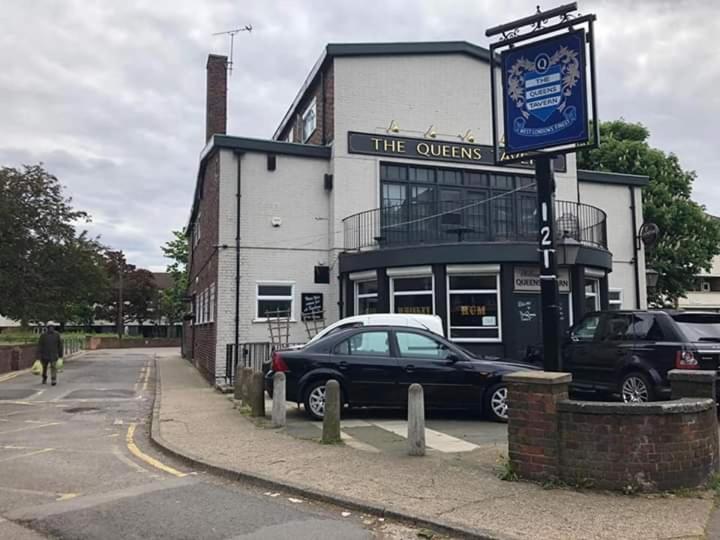 The Queens Hostel London Ngoại thất bức ảnh